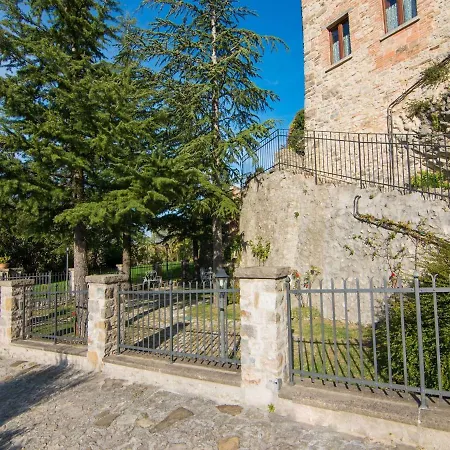 Romantic Medieval Escape *