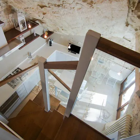 Romantic Medieval Escape Petrella Guidi