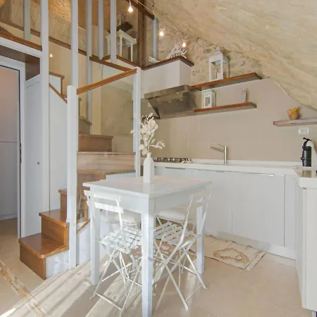 Holiday home Belvilla By Oyo La Grotta